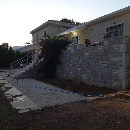 Milo's House Ferienhaus Epidaurus